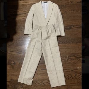 Izod boys suit. Size 6